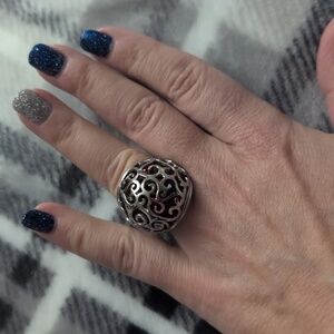 Elegant Silver and Red Filigree Ring